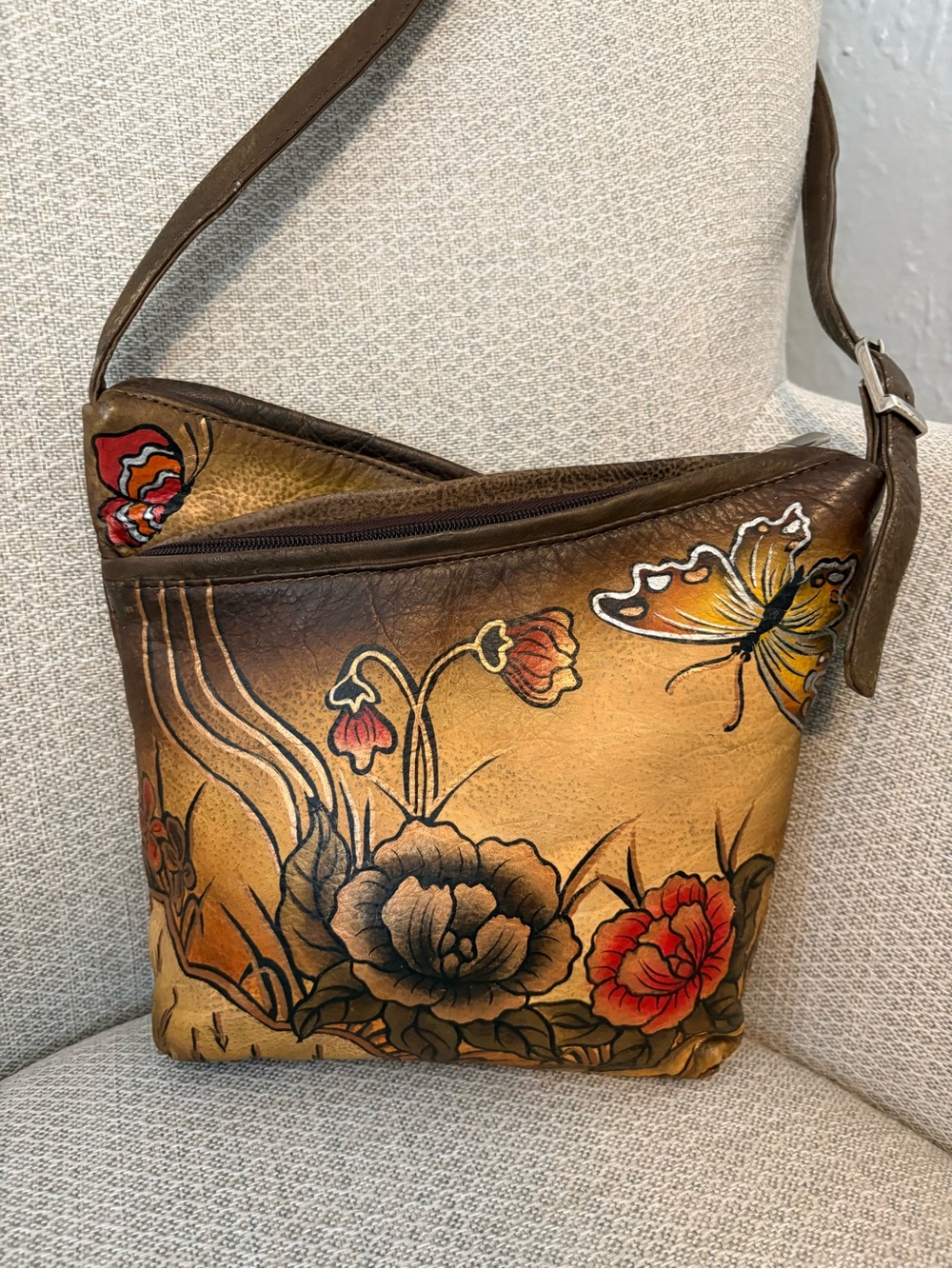 Biacci Hand-Painted Floral Leather Crossbody Bag in Tan and Brown